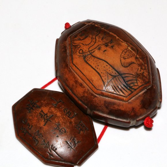 Antique Asian Chinese hand carved turtle shaped trinket box - repaired - Picture 5 of 9